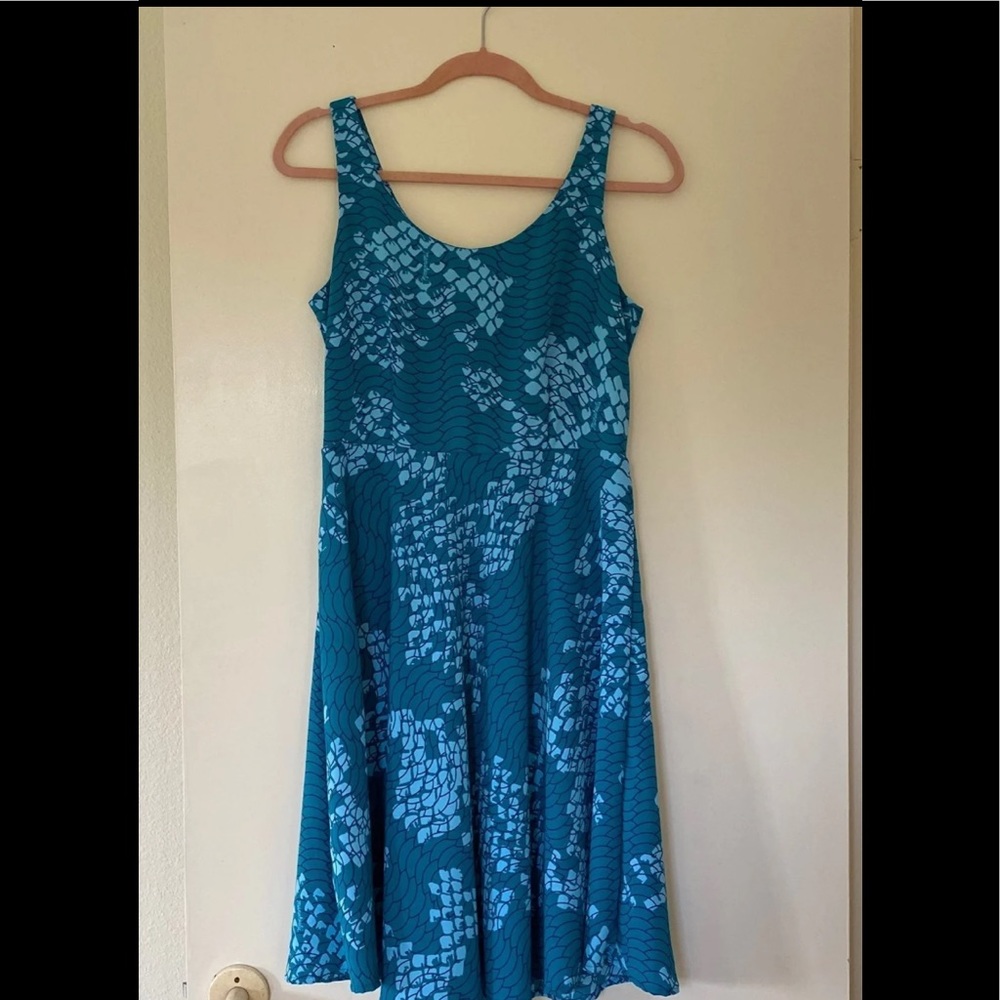 NWT manuhealii dress
